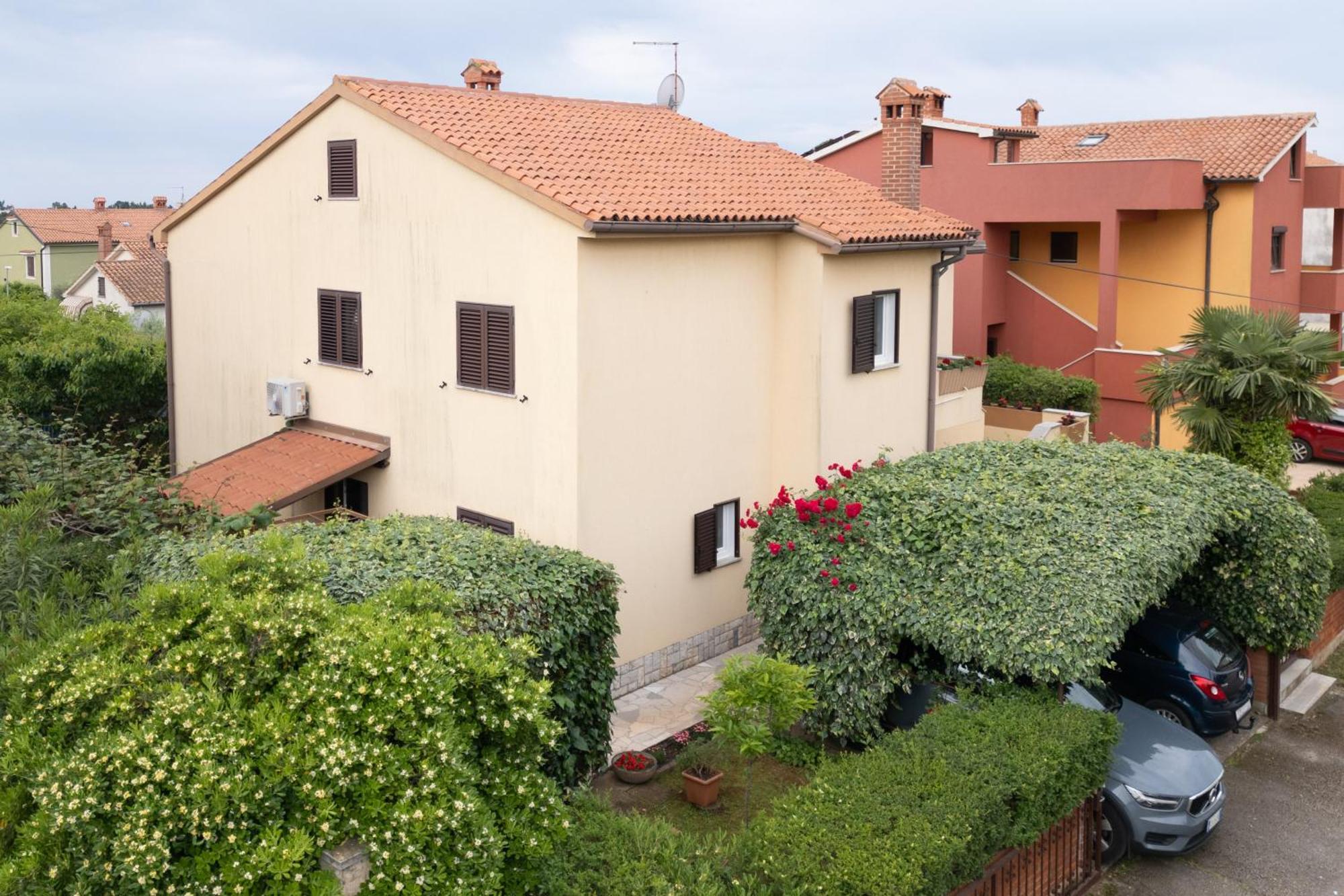 Apartments Mirella Novigrad  Exterior photo
